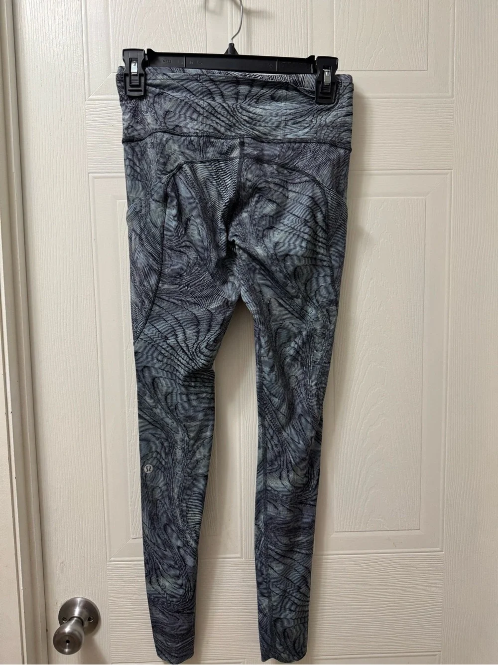 lululemon athletica Blue-Gray Marble Print Leggings